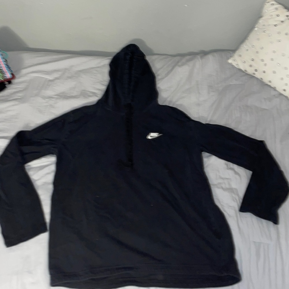 Size large nike hoodie